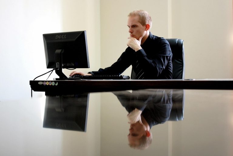 Da Instalação à Liderança: A Transição de Técnico a Gestor no Mercado de Provedores